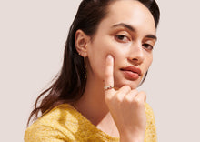 Load image into Gallery viewer, Eight Wonders Ring - 18kt Yellow Gold