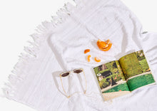 Load image into Gallery viewer, Hamama Bath Towel - White