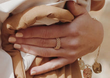 Load image into Gallery viewer, Medina Ring - Thin - 9kt Yellow Gold