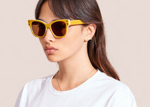 Load image into Gallery viewer, Diving For Gold Sunglasses - Turmeric