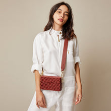 Load image into Gallery viewer, Spice Cocktail Clutch - Brown
