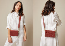 Load image into Gallery viewer, Spice Cocktail Clutch - Brown
