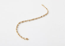 Load image into Gallery viewer, Mother Sun Bracelet - 9kt Yellow Gold
