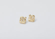 Load image into Gallery viewer, Hercules Grotto Studs - 18kt Yellow Gold
