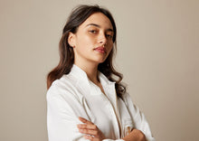 Load image into Gallery viewer, Tournesol Studs - 18kt Yellow Gold
