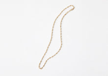 Load image into Gallery viewer, Mother Sun Necklace - 9kt Yellow Gold
