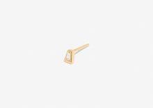 Load image into Gallery viewer, Seven Wonders Single Stud Earring - 18kt Yellow Gold
