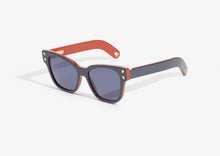 Load image into Gallery viewer, Diving for Gold Sunglasses - Granite
